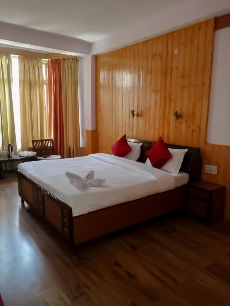 Hotel New Gyespa Kyelang Extérieur photo