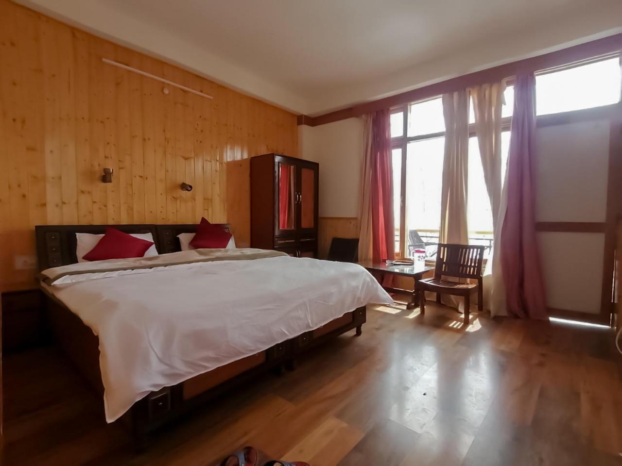 Hotel New Gyespa Kyelang Extérieur photo